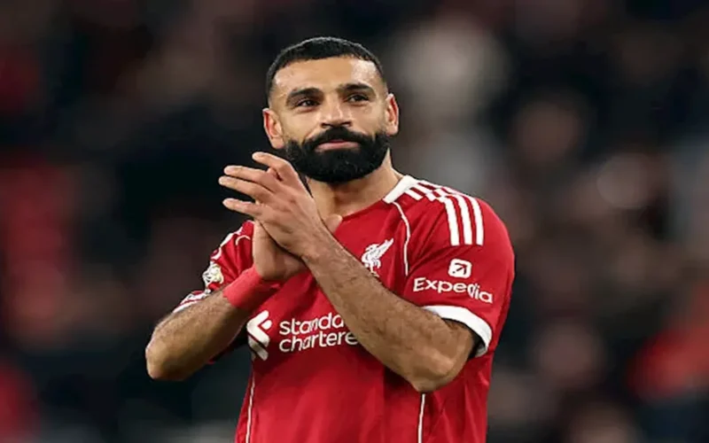 منافسة مثيرة.. نادي مفاجئ ينافس على ضم محمد صلاح بعد رد وكيله الصادم